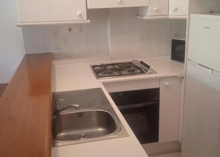 アパート Amplio Estudio En カルプ